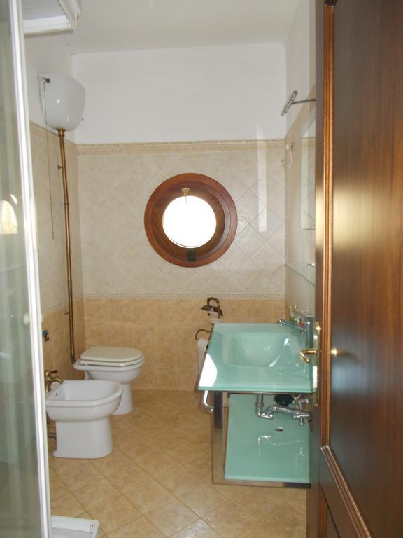 Casa Degli Ulivi Hotel Tivoli Kamer foto