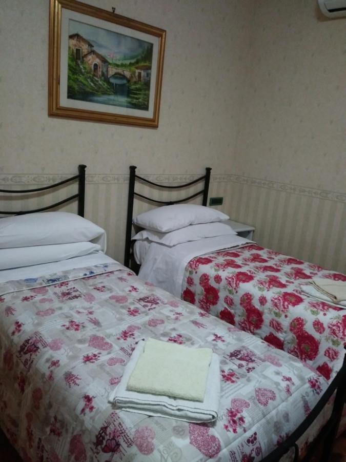 Casa Degli Ulivi Hotel Tivoli Buitenkant foto